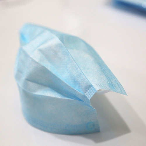 Disposable medical mask non-woven fabric